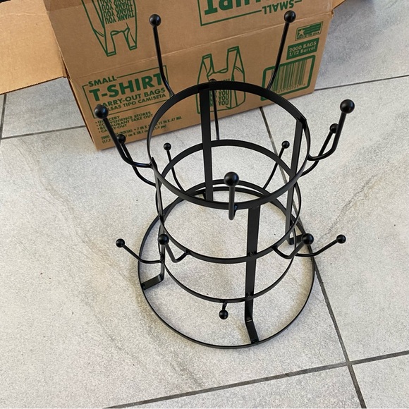 Metal Drying Rack Stand - Picture 1 of 3